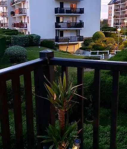 Daire Front De - Acces Direct Cabourg