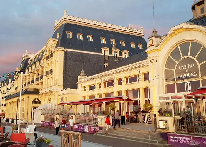 Front De - Acces Direct * Cabourg